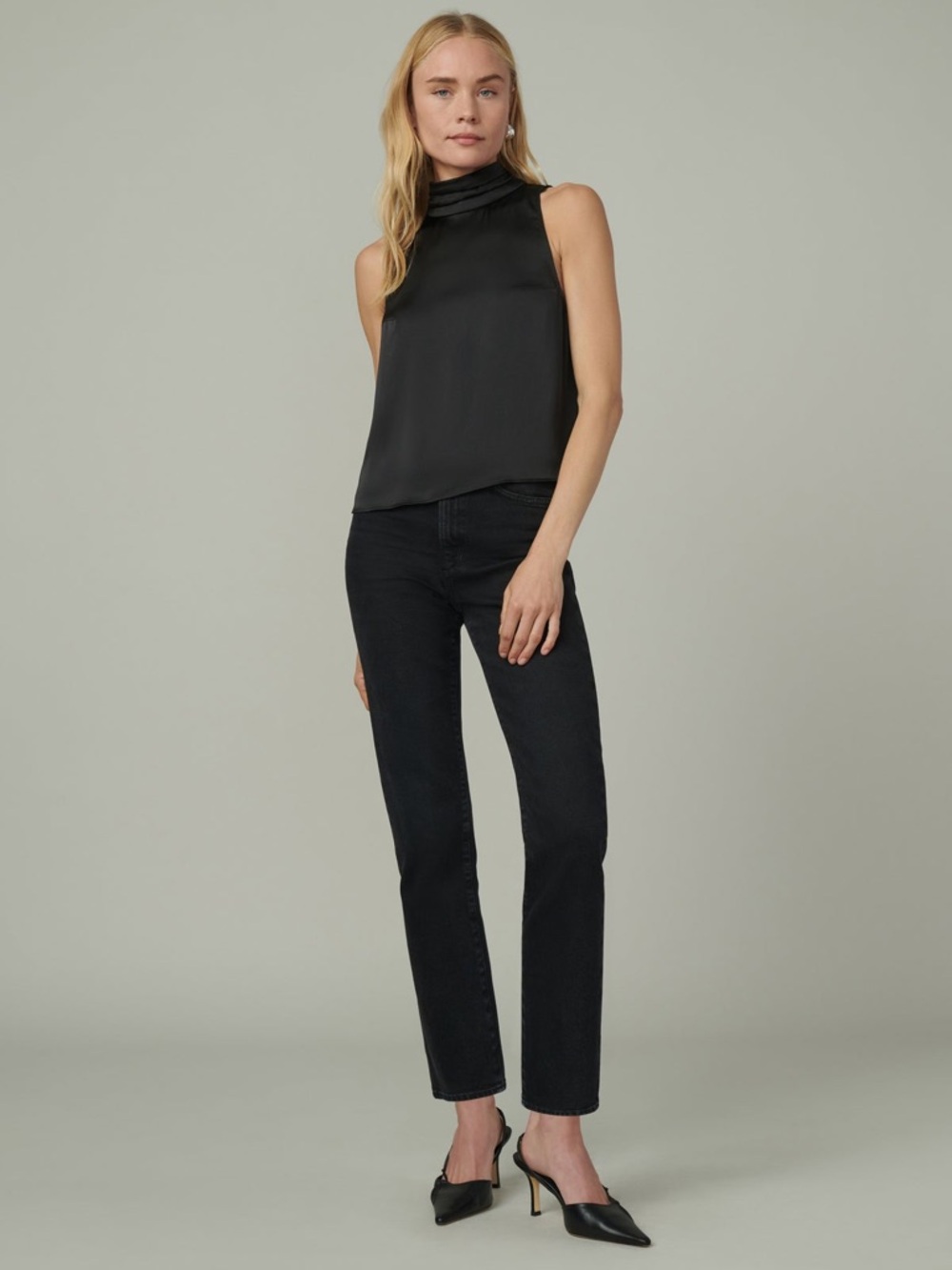 Joe’s THE MARGOT SLIM
HIGH RISE SLIM STRAIGHT ANKLE
